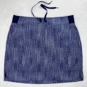 ATHLETA sz 8 Blue White Batik Midtown Skort Skirt Short Athletic Tennis Golf